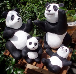 twaalf Booth accu Papier Mache - Articles - 1600 Pandas in Papier Mache