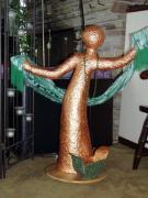 Joy, the welcoming statue by Marion Auger