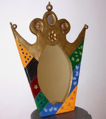 "Crown-style mirror" by Dahlia Oren