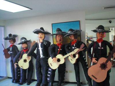 "MARIACHIS" by Ana Isabel Martí­n del Campo