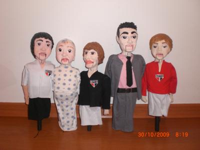 "PUPPETS OF A FAMILY" by Jorge Eduardo