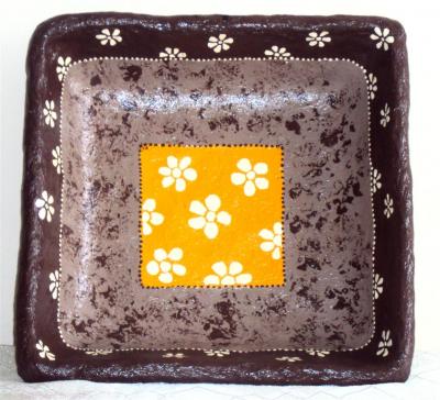 "square bowl" by Geula Harari