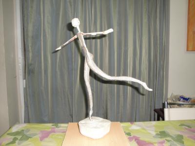 "preparando una balerina" by Eugenio and Nidia Klein