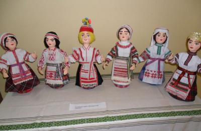 "Belarusian folk dolls" by Nadezhda Razvodovskaya