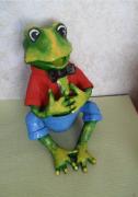 frog by Nadezhda Razvodovskaya