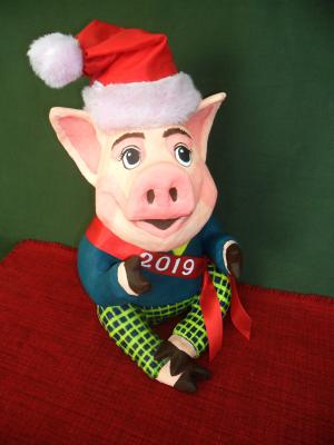 "Pig. Symbol of 2019" by Nadezhda Razvodovskaya