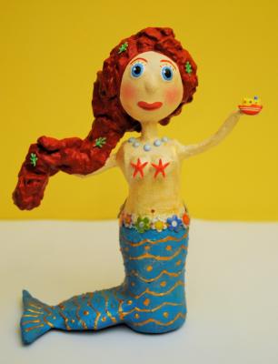 "Poderosa sirena" by Charo Cadenas Moraga