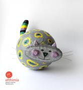 A gray cat by Efthimia Kotsanelou