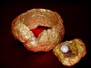 bangle and broche by Ina Griet