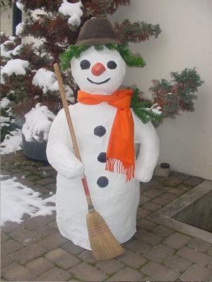 "Schneemann" by Loretta Grieder